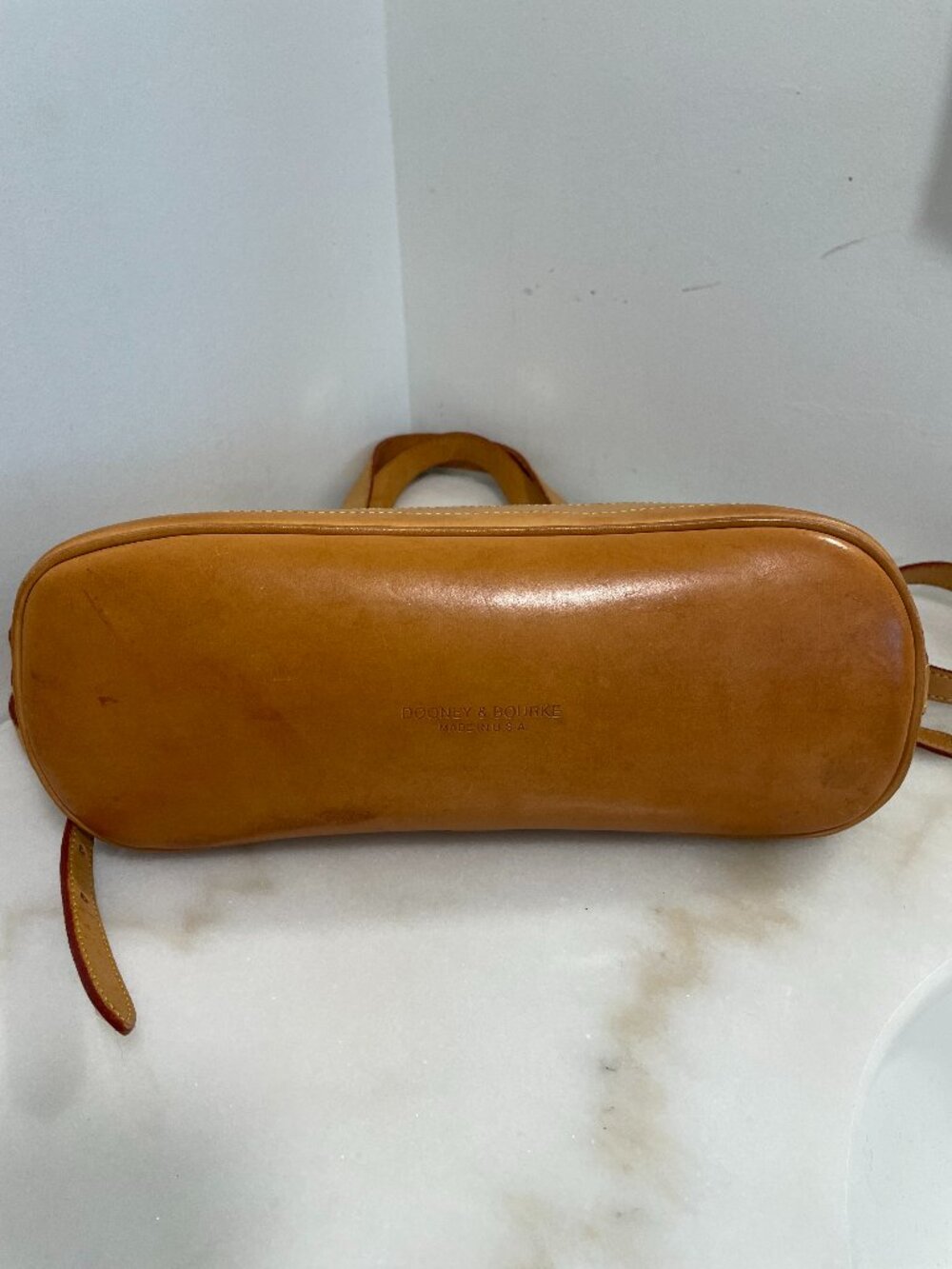 Dooney & Bourke Vintage CABRIOLET Dome Satchel/Crossbody Tan Canvas & Leather - Picture 4 of 16
